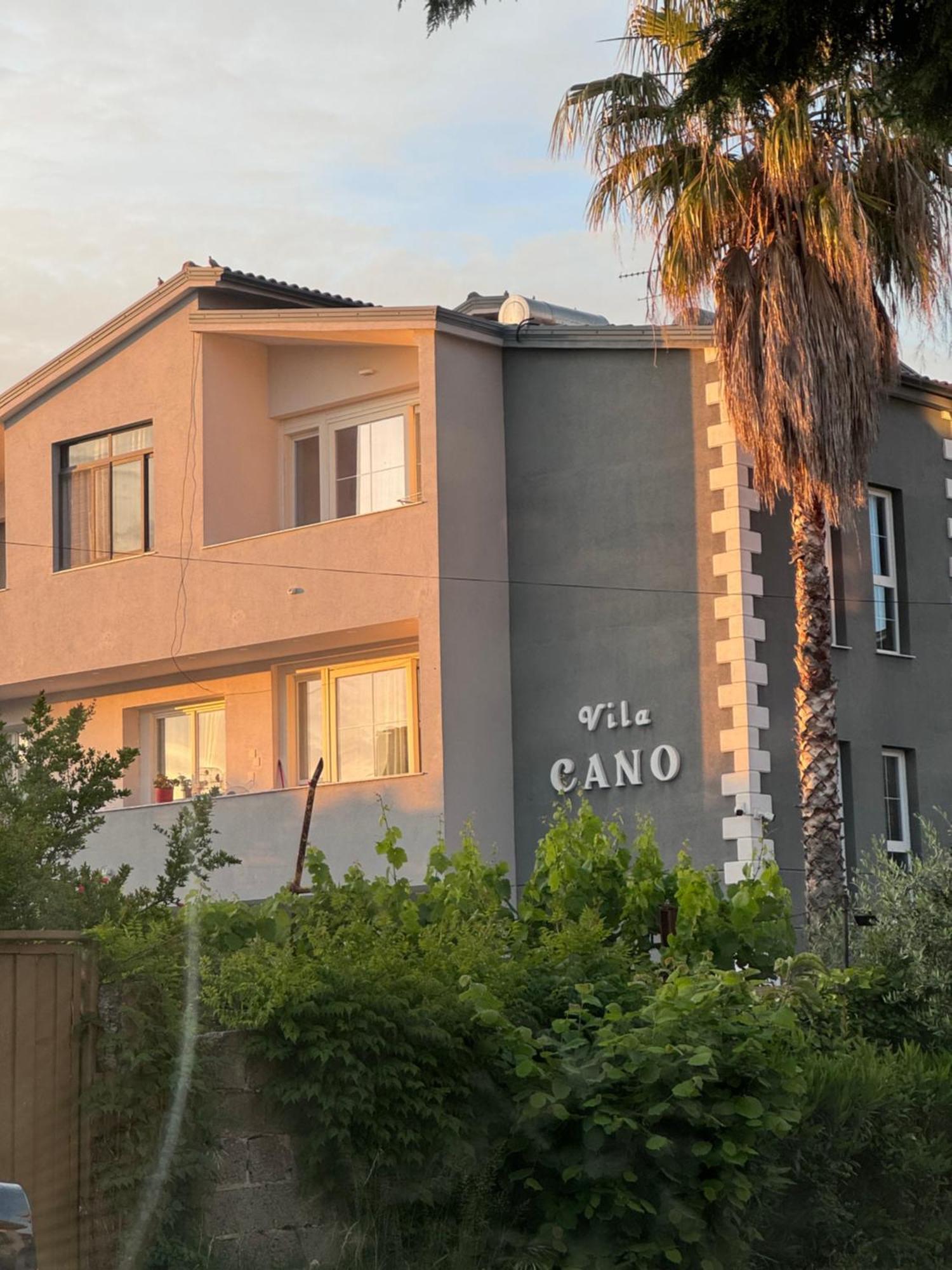 Отель Vila Cano Дуррес Экстерьер фото
